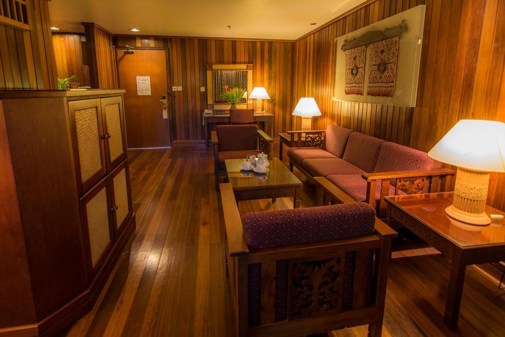 Aiman Batang Ai Resort & Retreat Lubok Antu Ngoại thất bức ảnh